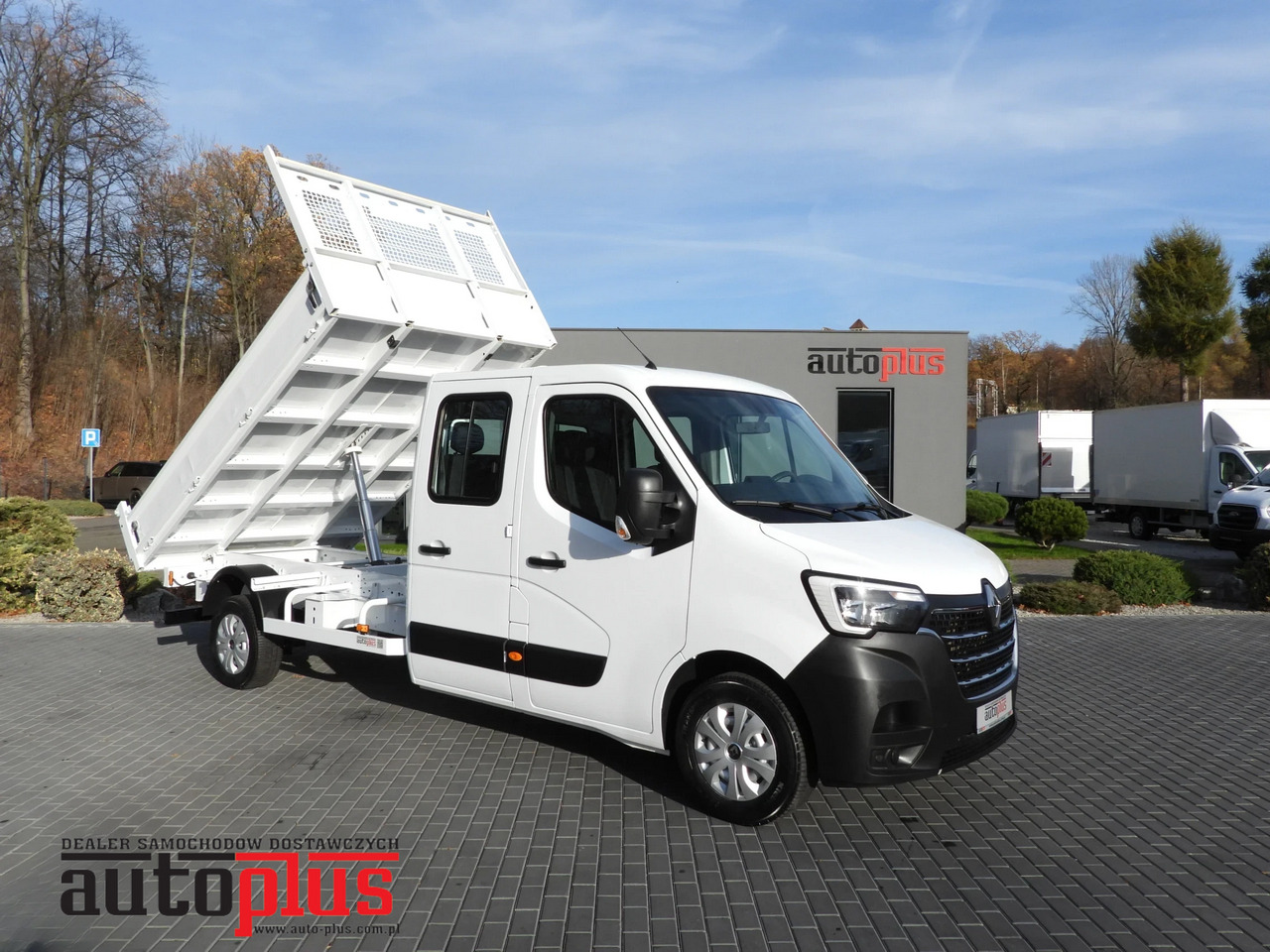 RENAULT MASTER TIPPER DOUBLE CABIN DOKA 6 SEATS CRUISE CONTROL LED LIGHTS AIR CONDITIONING 145HP - Kipper Transporter: das Bild 1 RENAULT MASTER TIPPER DOUBLE CABIN DOKA 6 SEATS CRUISE CONTROL LED LIGHTS AIR CONDITIONING 145HP - Kipper Transporter: das Bild 1