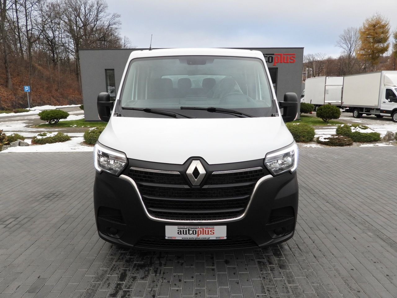 RENAULT MASTER TIPPER DOUBLE CABIN DOKA 6 SEATS CRUISE CONTROL LED LIGHTS TWIN WHEELS AIR CONDITIONING 145HP - Kipper Transporter: das Bild 5 RENAULT MASTER TIPPER DOUBLE CABIN DOKA 6 SEATS CRUISE CONTROL LED LIGHTS TWIN WHEELS AIR CONDITIONING 145HP - Kipper Transporter: das Bild 5