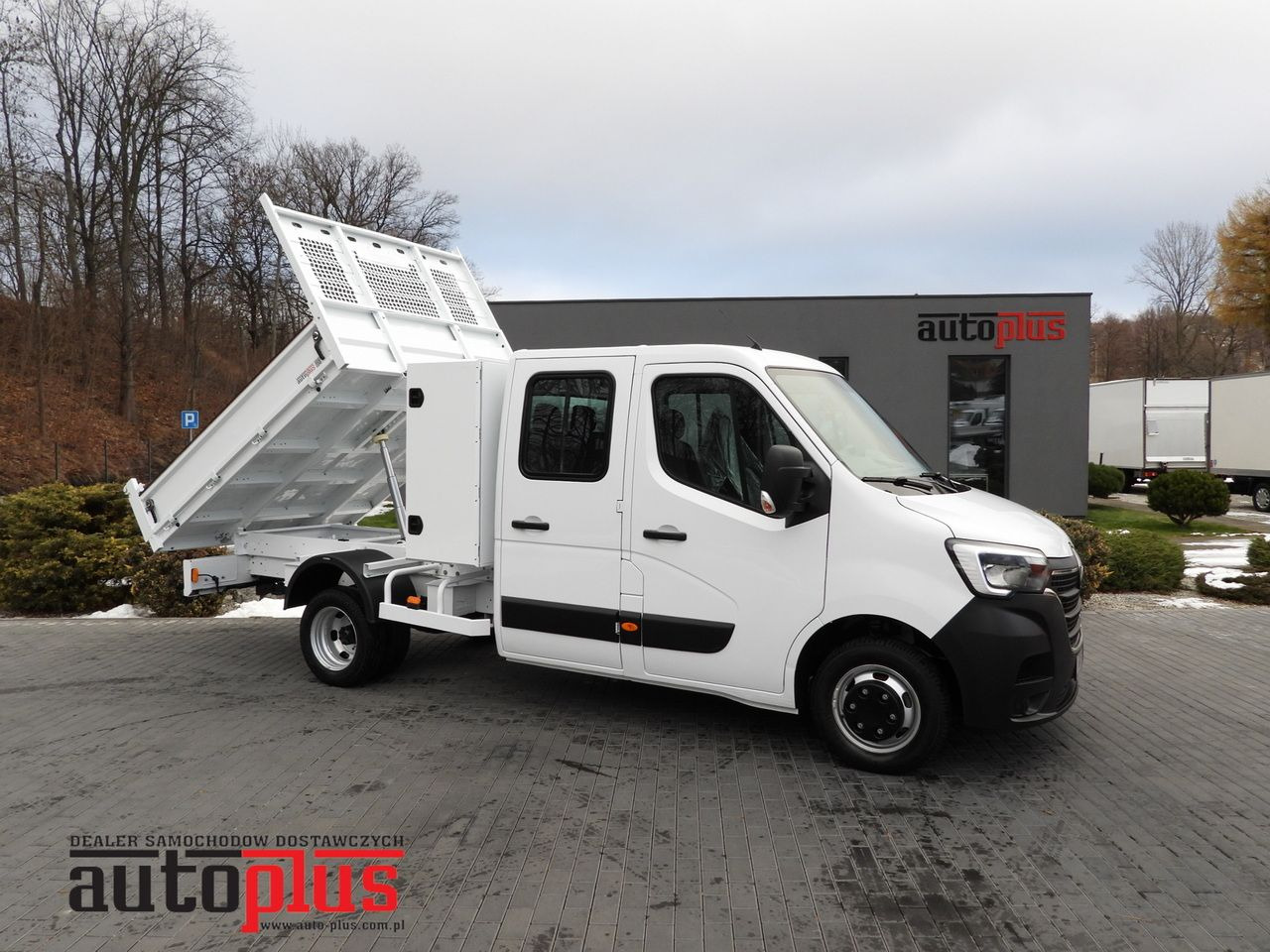 RENAULT MASTER TIPPER DOUBLE CABIN DOKA 6 SEATS CRUISE CONTROL LED LIGHTS TWIN WHEELS AIR CONDITIONING 145HP - Kipper Transporter: das Bild 1 RENAULT MASTER TIPPER DOUBLE CABIN DOKA 6 SEATS CRUISE CONTROL LED LIGHTS TWIN WHEELS AIR CONDITIONING 145HP - Kipper Transporter: das Bild 1