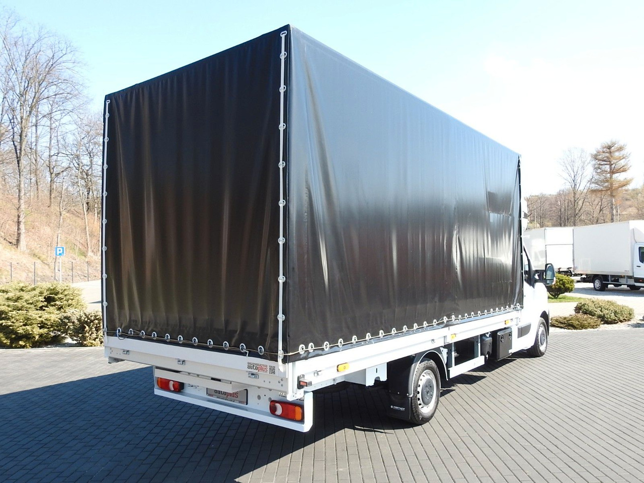 Renault MASTER PRITSCHE PLANE 10 PALETTEN WEBASTO A/C - Planen Transporter: das Bild 3 Renault MASTER PRITSCHE PLANE 10 PALETTEN WEBASTO A/C - Planen Transporter: das Bild 3
