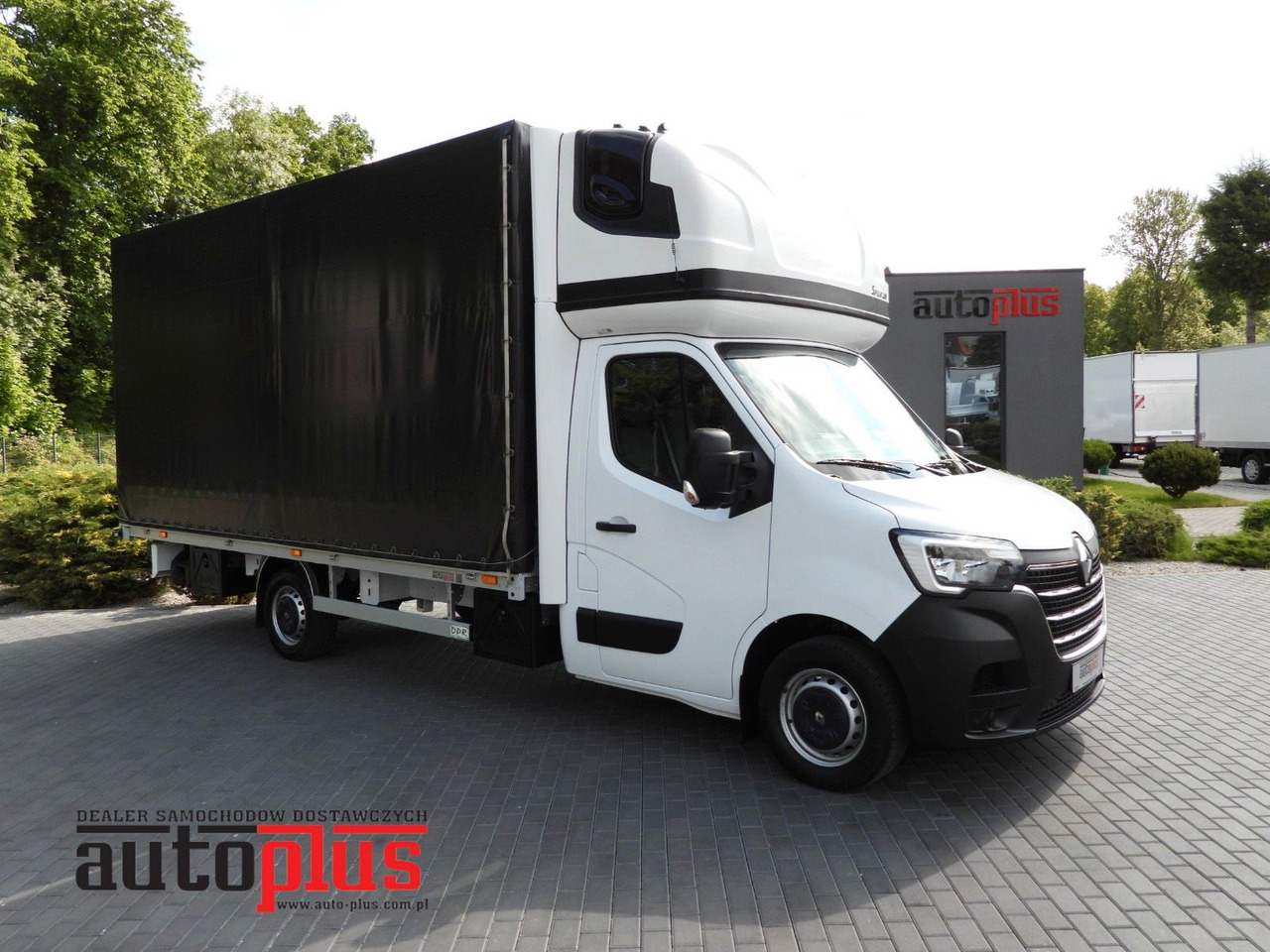 Renault MASTER PRITSCHE PLANE 10 PALETTEN WEBASTO A/C - Planen Transporter: das Bild 1 Renault MASTER PRITSCHE PLANE 10 PALETTEN WEBASTO A/C - Planen Transporter: das Bild 1