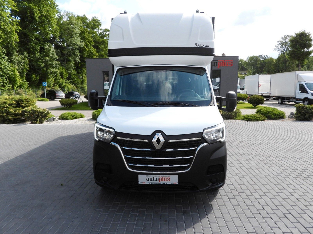 Renault MASTER PRITSCHE PLANE 10 PALETTEN WEBASTO A/C - Planen Transporter: das Bild 5 Renault MASTER PRITSCHE PLANE 10 PALETTEN WEBASTO A/C - Planen Transporter: das Bild 5