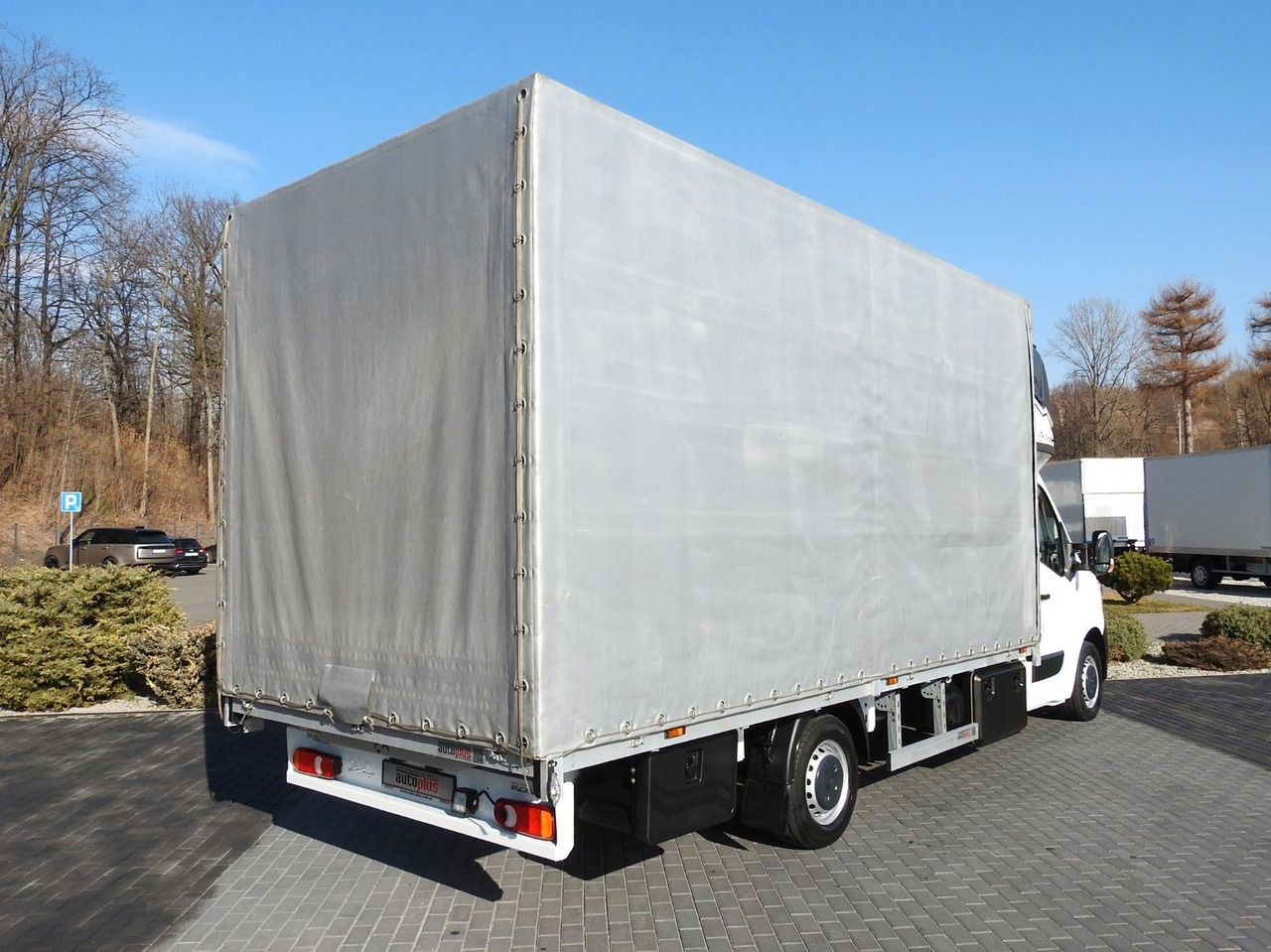 Renault MASTER PRITSCHE PLANE 10 PALETTEN WEBASTO - Planen Transporter: das Bild 3 Renault MASTER PRITSCHE PLANE 10 PALETTEN WEBASTO - Planen Transporter: das Bild 3