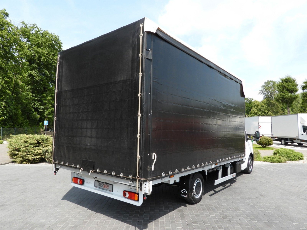 Renault MASTER PRITSCHE PLANE 12 PALETTEN WEBASTO A/C - Planen Transporter: das Bild 3 Renault MASTER PRITSCHE PLANE 12 PALETTEN WEBASTO A/C - Planen Transporter: das Bild 3