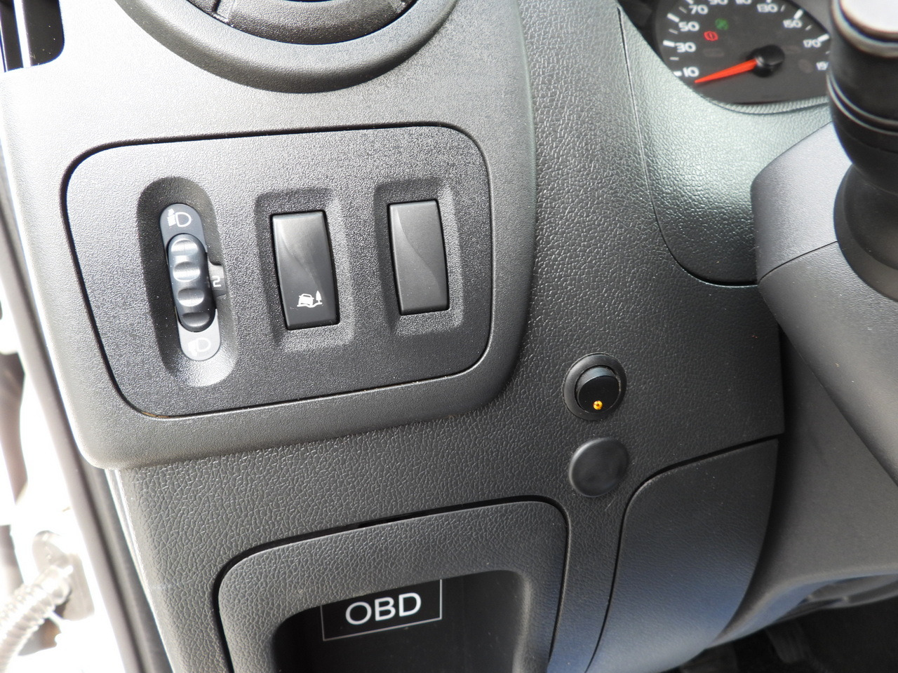 Transporter RENAULT MASTER BOX DELIVERY VAN 7 SEATS CRUISE CONTROL TWIN WHEELS AIR CONDITIONING  145HP: das Bild 23
