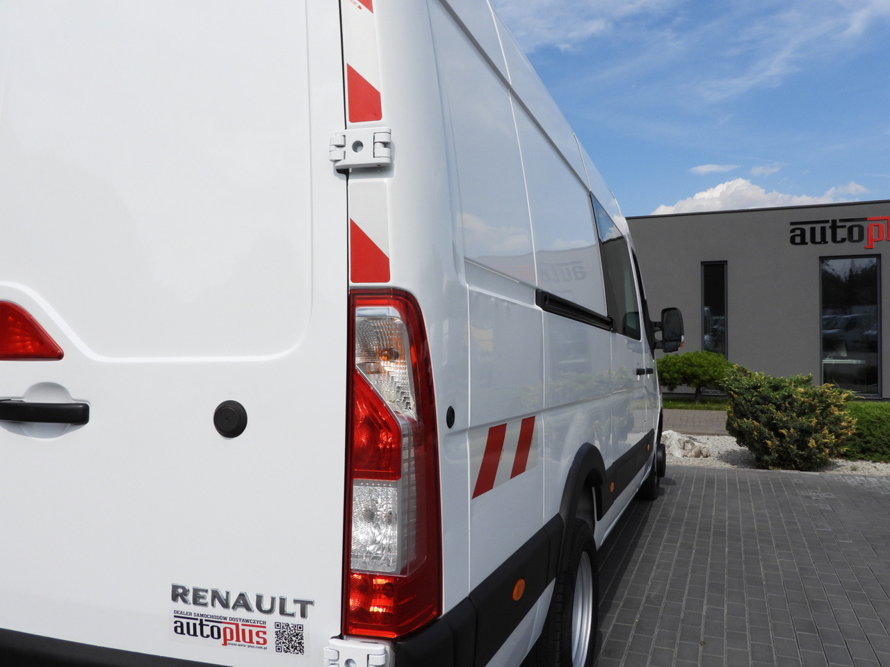 Transporter RENAULT MASTER BOX DELIVERY VAN 7 SEATS CRUISE CONTROL TWIN WHEELS AIR CONDITIONING  145HP: das Bild 17