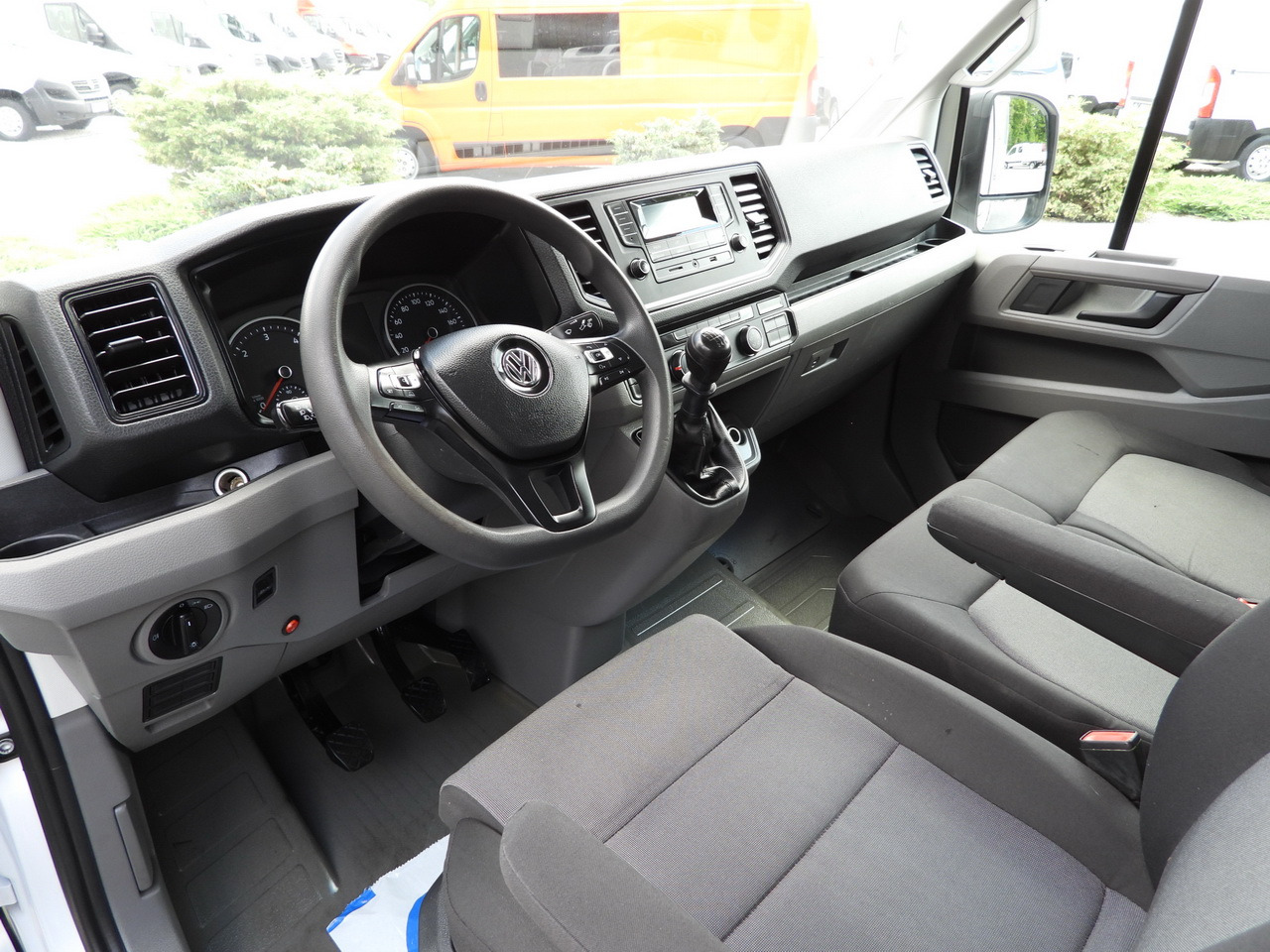 VOLKSWAGEN CRAFTER TARPAULIN 10 PALLETS WEBASTO CRUISE CONTROL AIR CONDITIONING 180HP - Planen Transporter: das Bild 2 VOLKSWAGEN CRAFTER TARPAULIN 10 PALLETS WEBASTO CRUISE CONTROL AIR CONDITIONING 180HP - Planen Transporter: das Bild 2