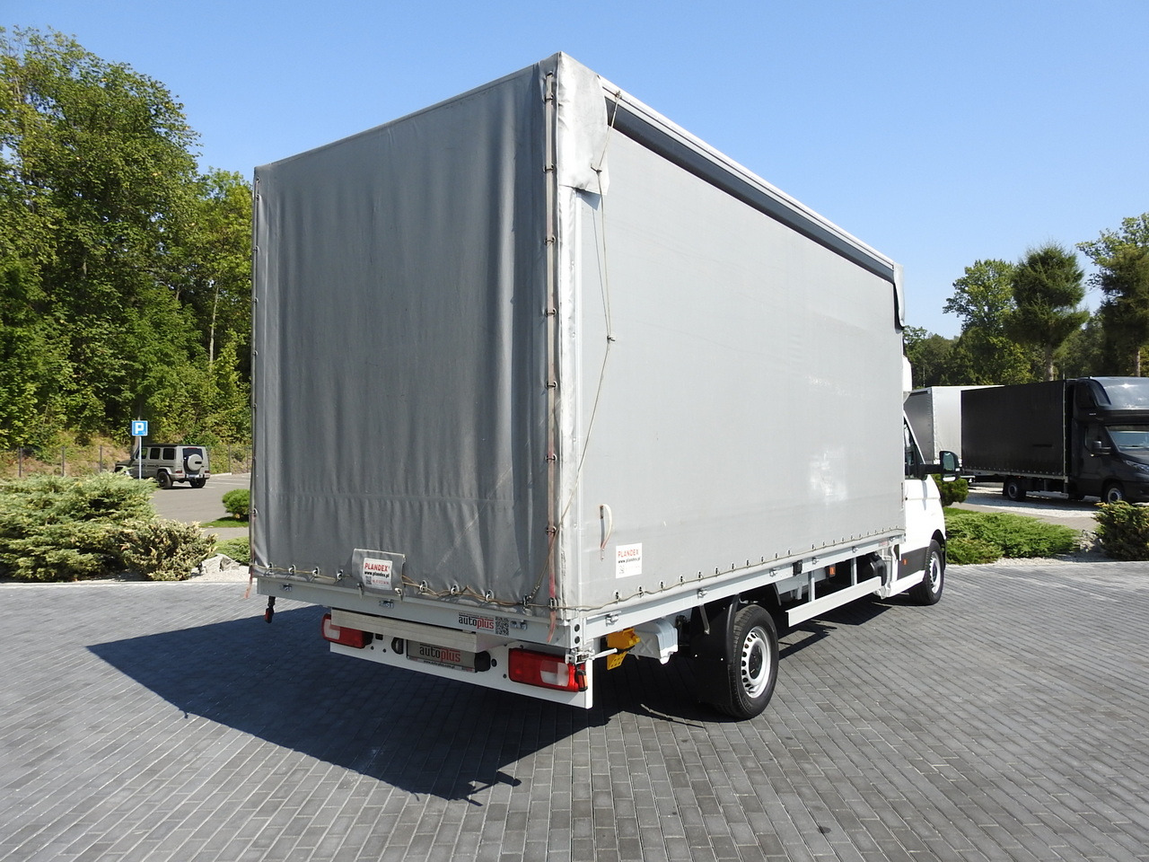 VOLKSWAGEN CRAFTER TARPAULIN 10 PALLETS WEBASTO CRUISE CONTROL AIR CONDITIONING LED LIGHTS 180HP - Planen Transporter: das Bild 3 VOLKSWAGEN CRAFTER TARPAULIN 10 PALLETS WEBASTO CRUISE CONTROL AIR CONDITIONING LED LIGHTS 180HP - Planen Transporter: das Bild 3