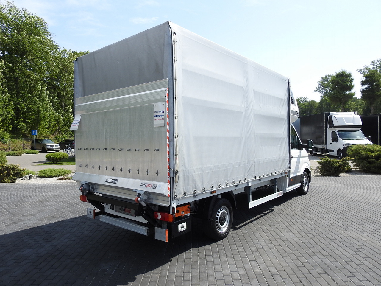 VOLKSWAGEN CRAFTER TARPAULIN LIFT 8 PALLETS WEBASTO CRUISE CONTROL 180HP - Planen Transporter: das Bild 3 VOLKSWAGEN CRAFTER TARPAULIN LIFT 8 PALLETS WEBASTO CRUISE CONTROL 180HP - Planen Transporter: das Bild 3