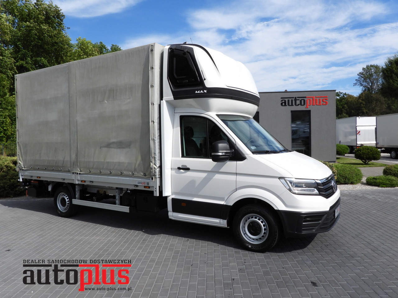 VOLKSWAGEN CRAFTER TARPAULIN LIFT 8 PALLETS WEBASTO CRUISE CONTROL LED LIGHTS AIR CONDITIONING 180HP - Planen Transporter: das Bild 1 VOLKSWAGEN CRAFTER TARPAULIN LIFT 8 PALLETS WEBASTO CRUISE CONTROL LED LIGHTS AIR CONDITIONING 180HP - Planen Transporter: das Bild 1