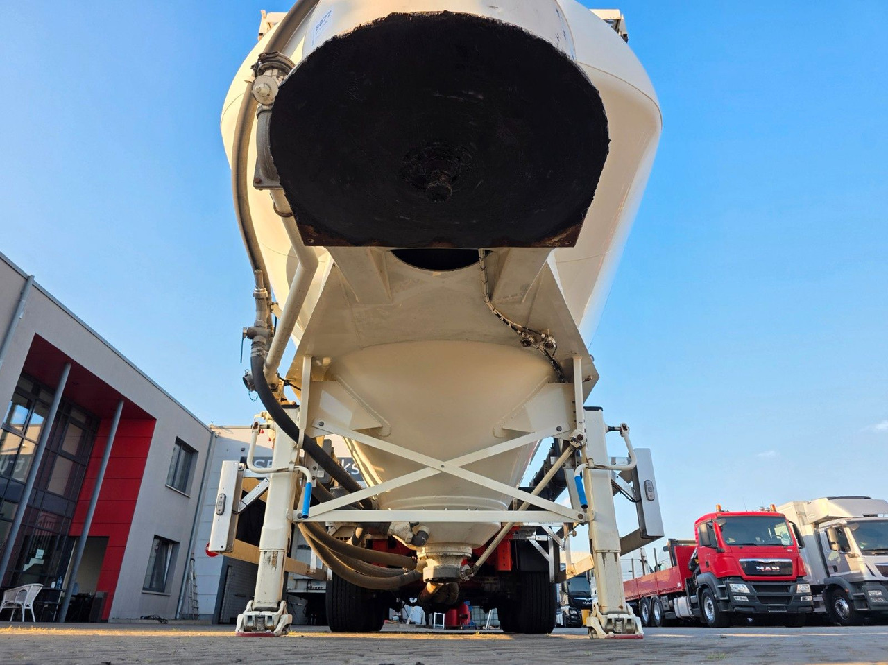 Siloauflieger Feldbinder EUT 40.3/7645/A/2 / 1 Kammer: das Bild 19 Siloauflieger Feldbinder EUT 40.3/7645/A/2 / 1 Kammer: das Bild 19