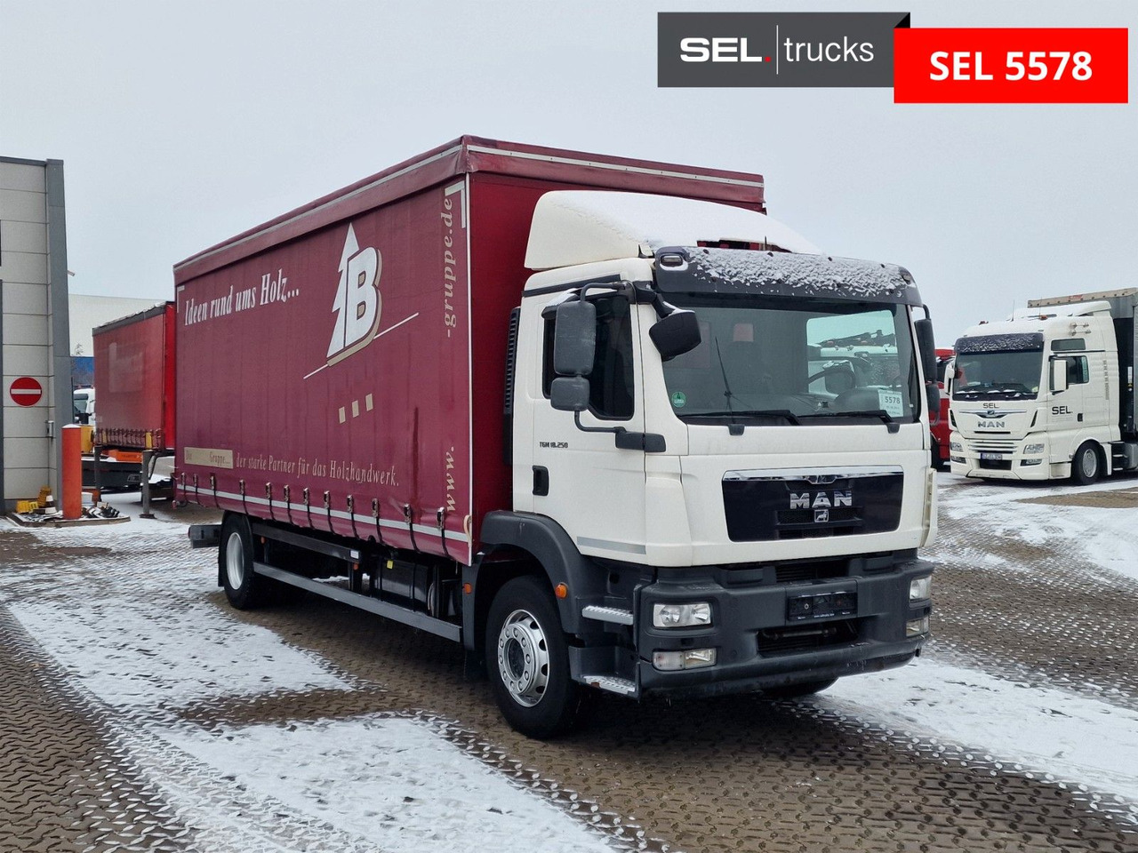 MAN TGM 18.250 4X2 LL / Staplerhalterung - Plane LKW: das Bild 3 MAN TGM 18.250 4X2 LL / Staplerhalterung - Plane LKW: das Bild 3