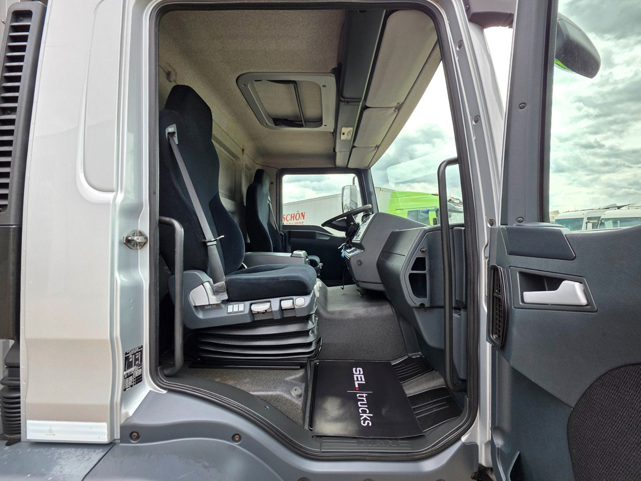 Kühlkoffer LKW MAN TGM 18.290 4X2 LL / Ldbw / Carrier  / 8,16m: das Bild 19