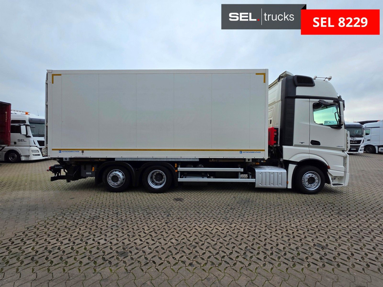 Mercedes-Benz Actros 2542 / Standklima / Ldbw / Lenkachse - Containerwagen/ Wechselfahrgestell LKW: das Bild 4 Mercedes-Benz Actros 2542 / Standklima / Ldbw / Lenkachse - Containerwagen/ Wechselfahrgestell LKW: das Bild 4