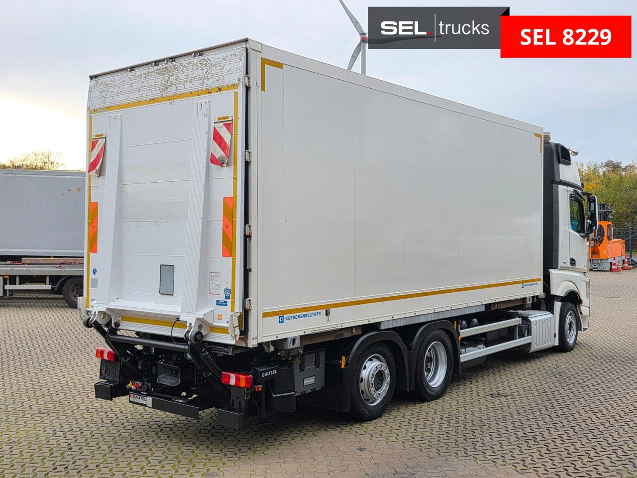 Mercedes-Benz Actros 2542 / Standklima / Ldbw / Lenkachse - Containerwagen/ Wechselfahrgestell LKW: das Bild 5 Mercedes-Benz Actros 2542 / Standklima / Ldbw / Lenkachse - Containerwagen/ Wechselfahrgestell LKW: das Bild 5