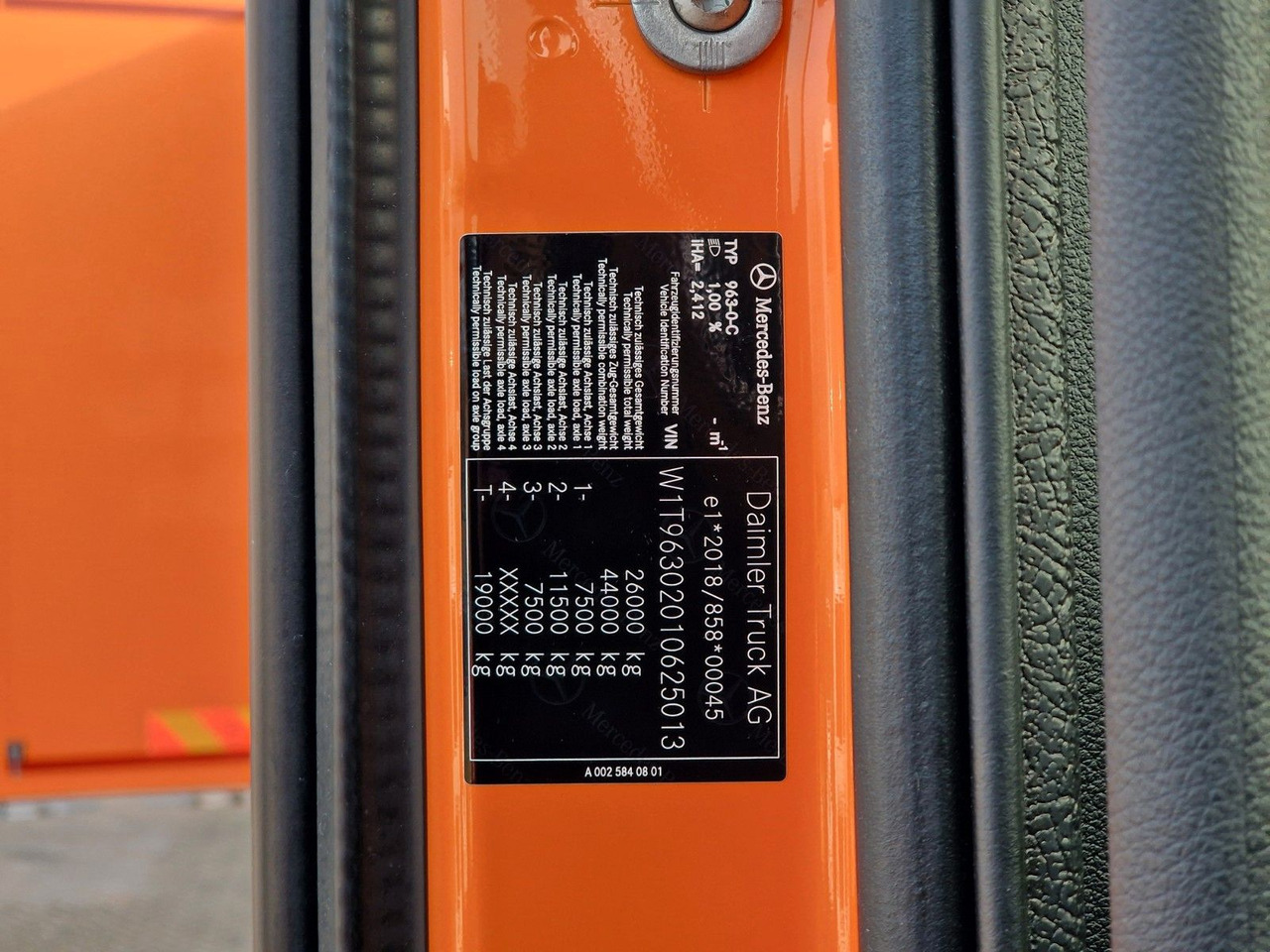 Plane LKW Mercedes-Benz Actros 2548 / Retarder / Euro 6E / Aluklappen: das Bild 14 Plane LKW Mercedes-Benz Actros 2548 / Retarder / Euro 6E / Aluklappen: das Bild 14