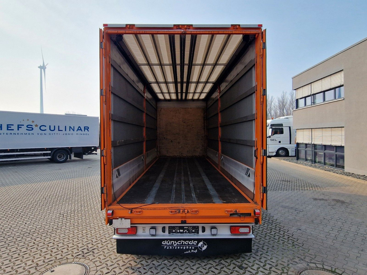 Plane LKW Mercedes-Benz Actros 2548 / Retarder / Euro 6E / Aluklappen: das Bild 27 Plane LKW Mercedes-Benz Actros 2548 / Retarder / Euro 6E / Aluklappen: das Bild 27