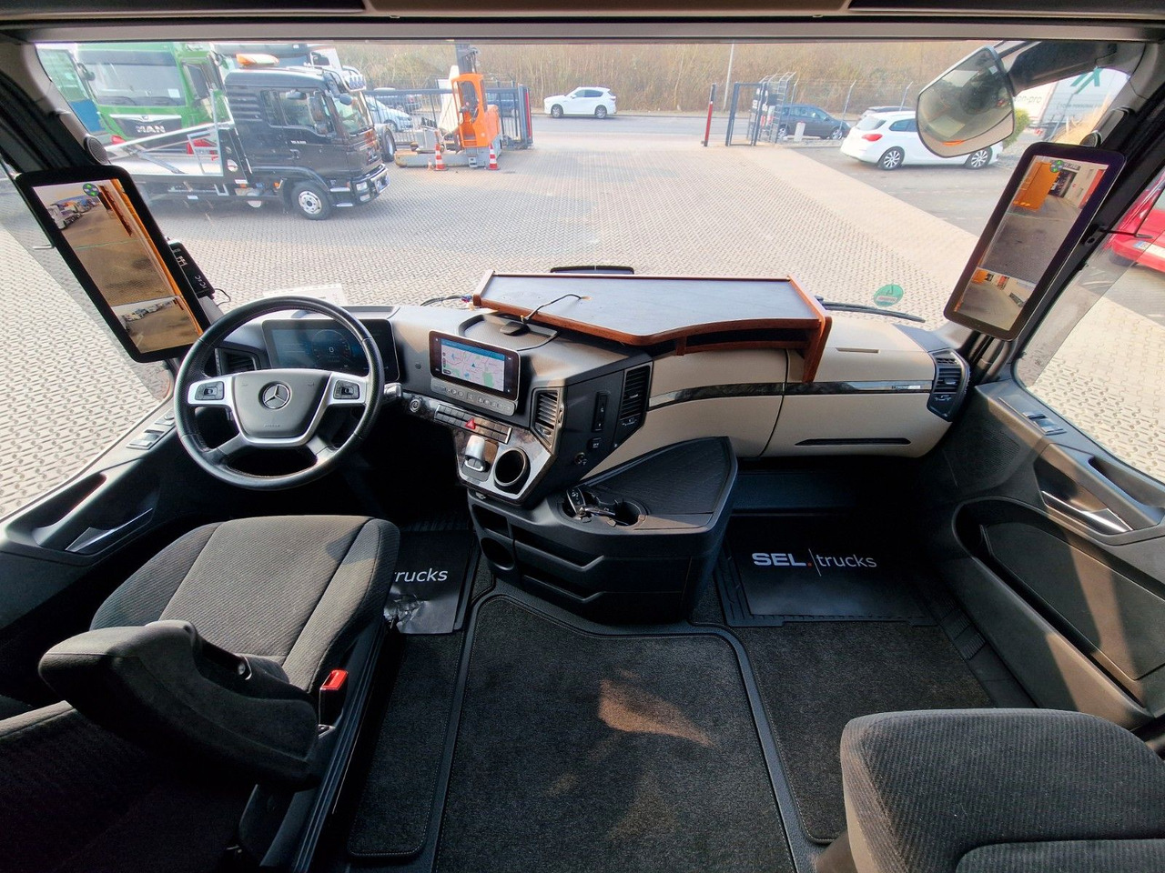 Plane LKW Mercedes-Benz Actros 2548 / Retarder / Euro 6E / Aluklappen: das Bild 21 Plane LKW Mercedes-Benz Actros 2548 / Retarder / Euro 6E / Aluklappen: das Bild 21