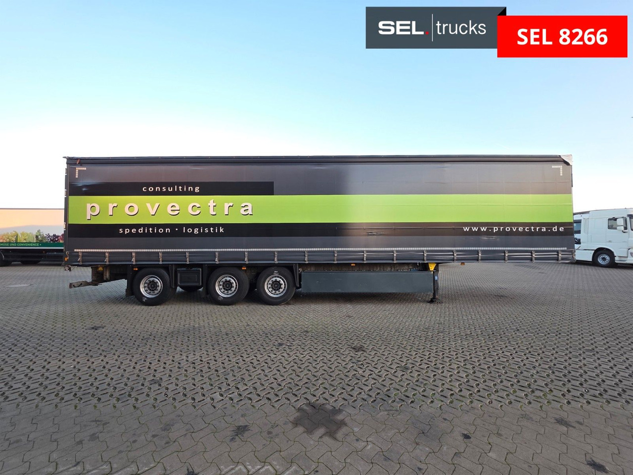 Schmitz Cargobull SCS 24/L / Palettenk. / Staplerh. / Lenk. - Planenauflieger: das Bild 4 Schmitz Cargobull SCS 24/L / Palettenk. / Staplerh. / Lenk. - Planenauflieger: das Bild 4