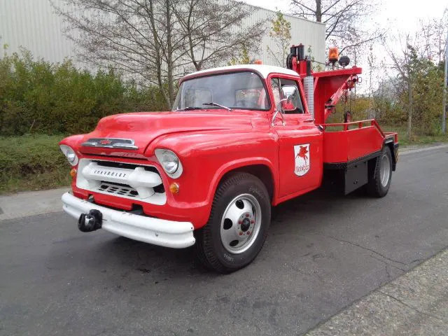 Chevrolet 4 TONNER - Abschleppwagen: das Bild 1 Chevrolet 4 TONNER - Abschleppwagen: das Bild 1