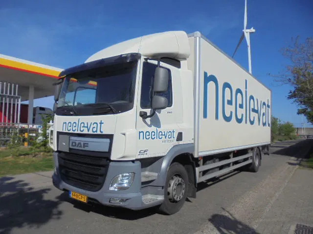 DAF CF 250 FA LOW KM NL TRUCK - Koffer LKW: das Bild 1 DAF CF 250 FA LOW KM NL TRUCK - Koffer LKW: das Bild 1