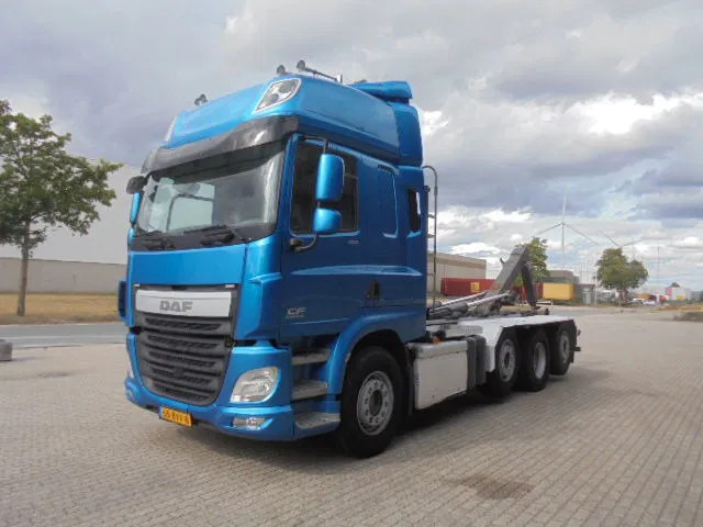 DAF CF 510 8X2 TRIPLE NL TRUCK - Abrollkipper: das Bild 1 DAF CF 510 8X2 TRIPLE NL TRUCK - Abrollkipper: das Bild 1