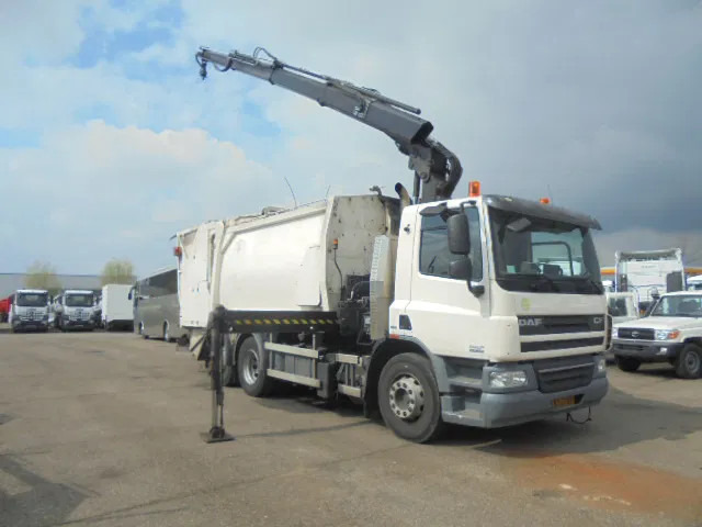 DAF CF 75.250 6X2 - Müllwagen: das Bild 2 DAF CF 75.250 6X2 - Müllwagen: das Bild 2