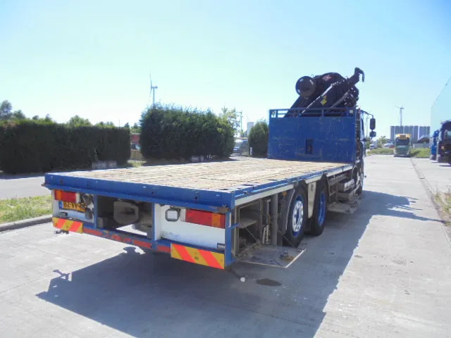 DAF CF 85.460 EEV 8X2 + HIAB 477E6 HIPRO - Autokran: das Bild 4 DAF CF 85.460 EEV 8X2 + HIAB 477E6 HIPRO - Autokran: das Bild 4