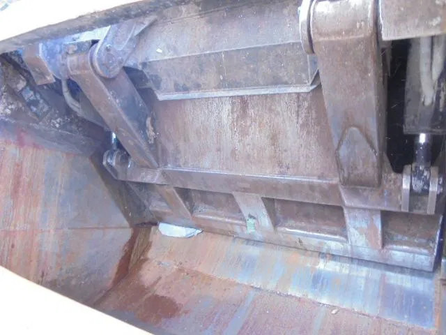 Müllwagen DAF FAN CF75-250 6X2: das Bild 10