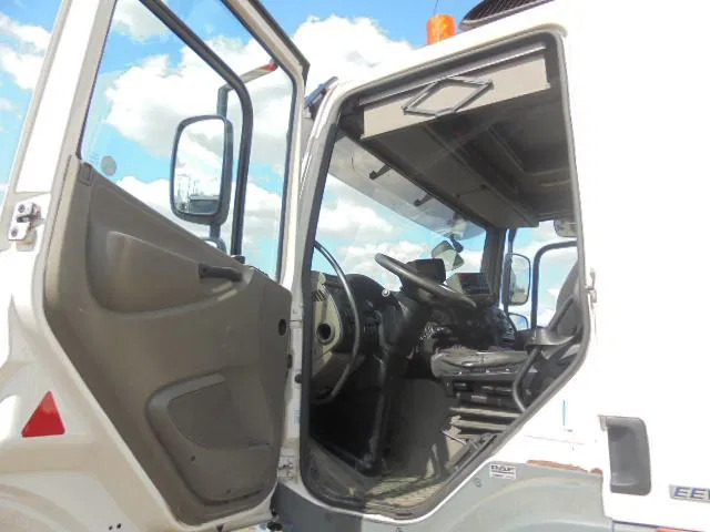 Müllwagen DAF FAN CF75-250 6X2: das Bild 13
