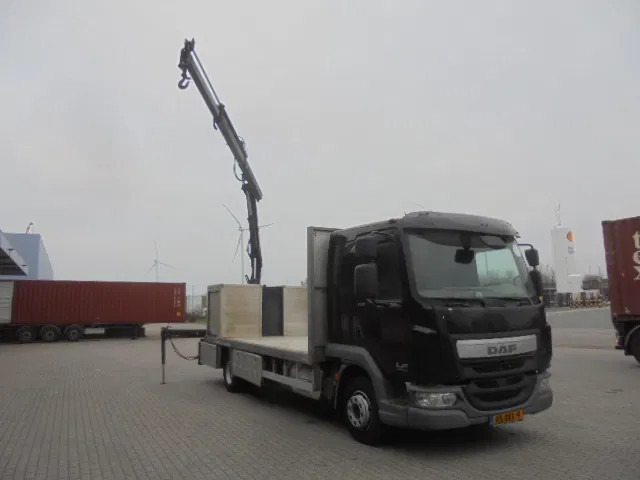 DAF LF 220 FA + HIAB 060/2 - Pritsche LKW, Autokran: das Bild 3 DAF LF 220 FA + HIAB 060/2 - Pritsche LKW, Autokran: das Bild 3