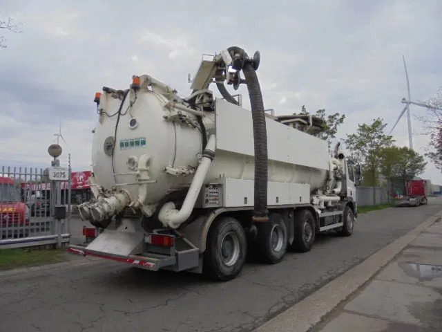 Ginaf X 4243 TS 8X4 NL TRUCK - Saug-/ Spülfahrzeug: das Bild 3 Ginaf X 4243 TS 8X4 NL TRUCK - Saug-/ Spülfahrzeug: das Bild 3