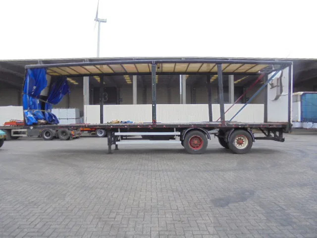 Jumbo TO 180 SE - Planenauflieger: das Bild 2 Jumbo TO 180 SE - Planenauflieger: das Bild 2