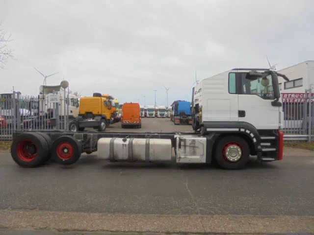 MAN TGS 23.400 LL.U 6X2 - Autotransporter LKW: das Bild 2 MAN TGS 23.400 LL.U 6X2 - Autotransporter LKW: das Bild 2