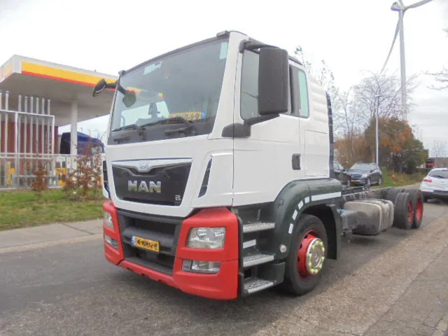 MAN TGS 23.400 LL.U 6X2 - Autotransporter LKW: das Bild 1 MAN TGS 23.400 LL.U 6X2 - Autotransporter LKW: das Bild 1