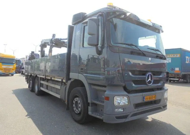 Mercedes-Benz Actros 2532 LTNLA - Pritsche LKW, Autokran: das Bild 2 Mercedes-Benz Actros 2532 LTNLA - Pritsche LKW, Autokran: das Bild 2