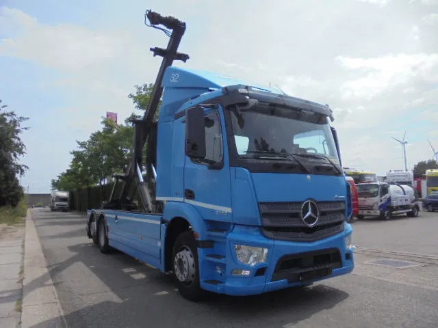 Mercedes-Benz Antos 2733 - Seil Abrollkipper: das Bild 3 Mercedes-Benz Antos 2733 - Seil Abrollkipper: das Bild 3
