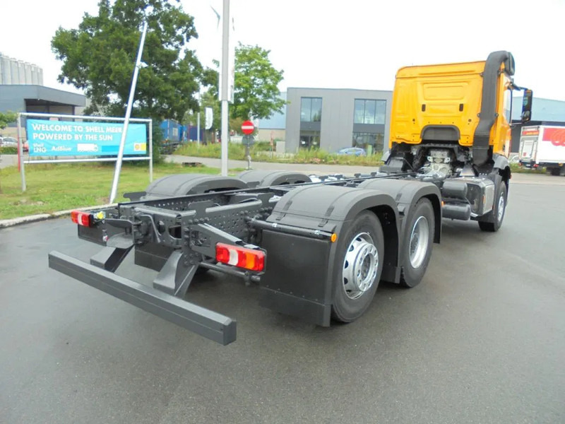 Mercedes-Benz Arocs AROCS 2848 6X2 MET FABRIEKS GARANTIE - Fahrgestell LKW: das Bild 3 Mercedes-Benz Arocs AROCS 2848 6X2 MET FABRIEKS GARANTIE - Fahrgestell LKW: das Bild 3