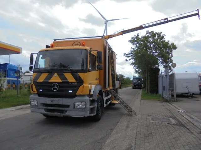 Mercedes-Benz Axor 1828 - Autokran: das Bild 1 Mercedes-Benz Axor 1828 - Autokran: das Bild 1