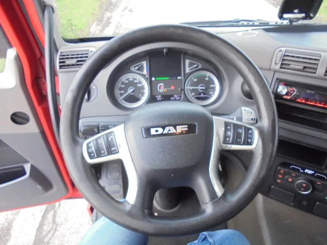 Sattelzugmaschine DAF CF 410 52 UNITS IN STOCK NL TREKKERS: das Bild 8