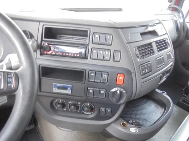 Sattelzugmaschine DAF XF 440 ADR+ COMPRESSOR NL TRUCK: das Bild 16