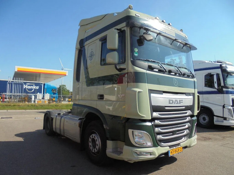 DAF XF 440 - Sattelzugmaschine: das Bild 3 DAF XF 440 - Sattelzugmaschine: das Bild 3