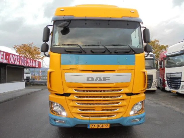 DAF XF 440 - Sattelzugmaschine: das Bild 2 DAF XF 440 - Sattelzugmaschine: das Bild 2