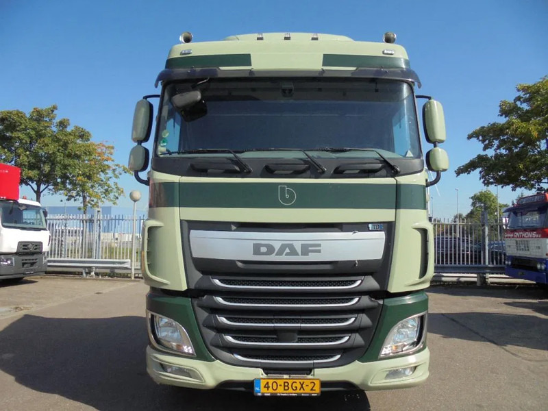 DAF XF 440 - Sattelzugmaschine: das Bild 2 DAF XF 440 - Sattelzugmaschine: das Bild 2