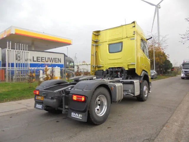 DAF XFC 530 FT DEMO KIEPHYDROLIEK MET FABRIEKS GARANTIE - Sattelzugmaschine: das Bild 5 DAF XFC 530 FT DEMO KIEPHYDROLIEK MET FABRIEKS GARANTIE - Sattelzugmaschine: das Bild 5