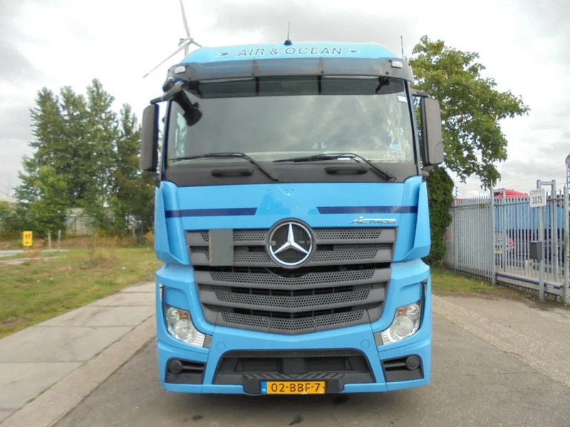 Mercedes-Benz Actros 1842 10 IN STOCK - Sattelzugmaschine: das Bild 2 Mercedes-Benz Actros 1842 10 IN STOCK - Sattelzugmaschine: das Bild 2
