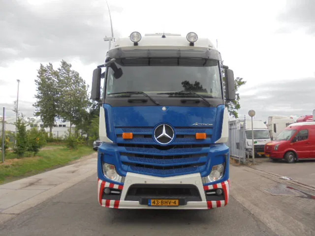 Mercedes-Benz Actros 4158 8X4 NL KENTEKEN - Sattelzugmaschine: das Bild 2 Mercedes-Benz Actros 4158 8X4 NL KENTEKEN - Sattelzugmaschine: das Bild 2