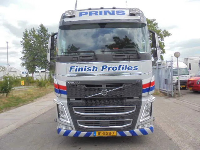 Volvo FH 420 6X2 NL TRUCK - Sattelzugmaschine: das Bild 3 Volvo FH 420 6X2 NL TRUCK - Sattelzugmaschine: das Bild 3
