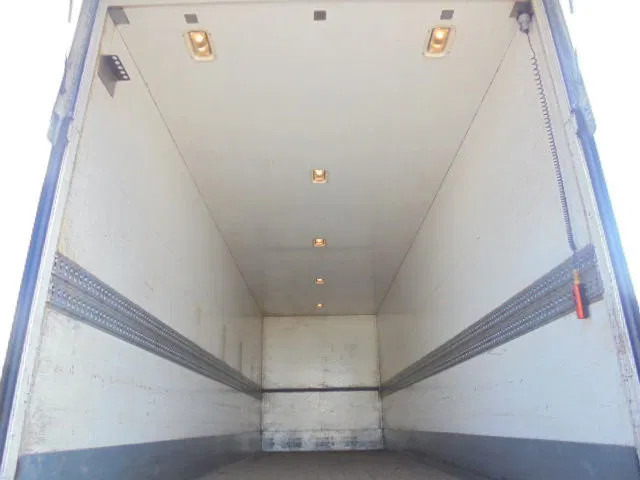 Scania P230 NL TRUCK - Koffer LKW: das Bild 5 Scania P230 NL TRUCK - Koffer LKW: das Bild 5