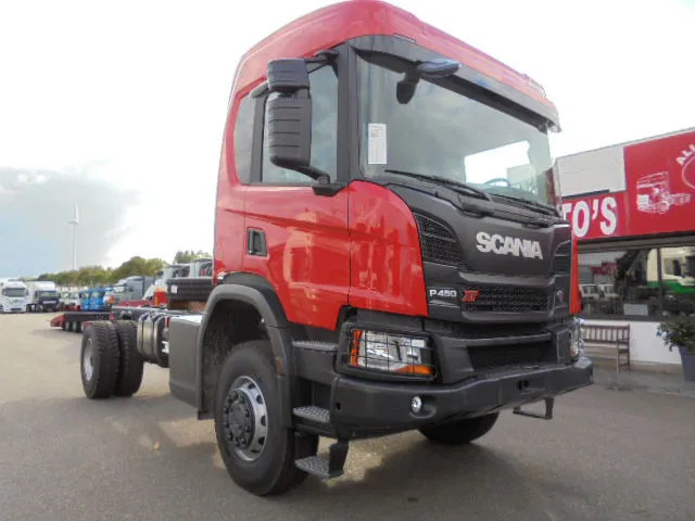 Scania P450 XT 4X4 NIEUW - DEMO - Fahrgestell LKW: das Bild 3 Scania P450 XT 4X4 NIEUW - DEMO - Fahrgestell LKW: das Bild 3